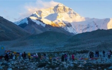 比珠峰高百倍  研究发现：地球内部还有两片外星大陆