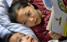 母子二人身患绝症 七岁孩子牺牲自己（母子深情）