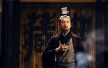 西汉名将周亚夫，一堆铠甲引发的血案，汉景帝为何要杀周亚夫？