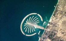 世界十大著名人造岛屿，朱美拉棕榈岛花费140亿美元打造