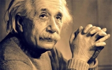 世界上最顶尖的科学家 科学界至今受益（爱因斯坦）