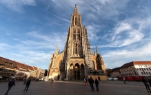 巨物恐惧者福音：全球最高的十座教堂，高度都超过了130米