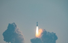 全球最大固体运载火箭引力一号首飞成功