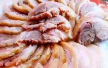 湖北襄阳著名的六道菜，襄阳缠蹄居魁首