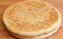 上海著名的四大金刚：大饼、油条、粢饭和豆浆