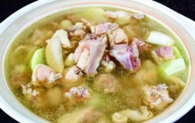 河南信阳著名的六道菜，信阳炖菜排第一位