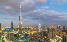 世界十大最高建筑排行榜揭晓！哪个才是你心中的天空之王？