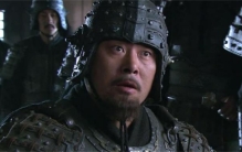 许褚为何不敢迎战颜良文丑（个人武力与心理状态的考量）