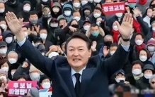 韩国民众票选“世界十大强国”，美国以压倒性优势稳居榜首，而韩