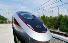 中国2025年或建成全球最快高铁？从北京至上海，仅需两个多小时？