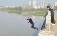 退役军人王享成：担当与英勇的光辉篇章