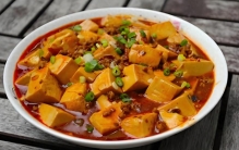 中国美食排行榜出炉：粤菜、徽菜上榜，你吃过几个钟？
