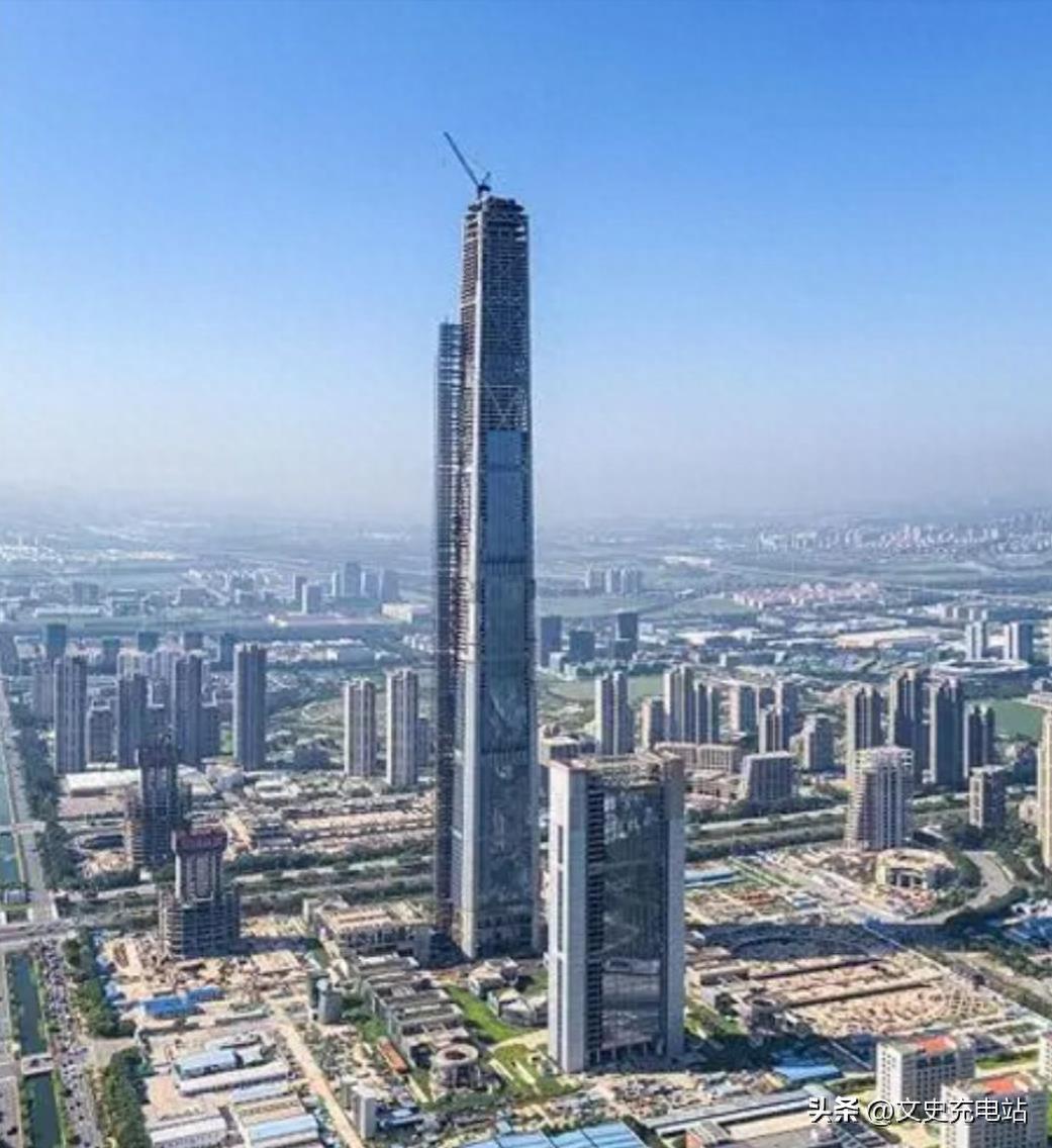 花600亿人民币，换来世界最高烂尾楼！天津117大厦结局只能被拆吗