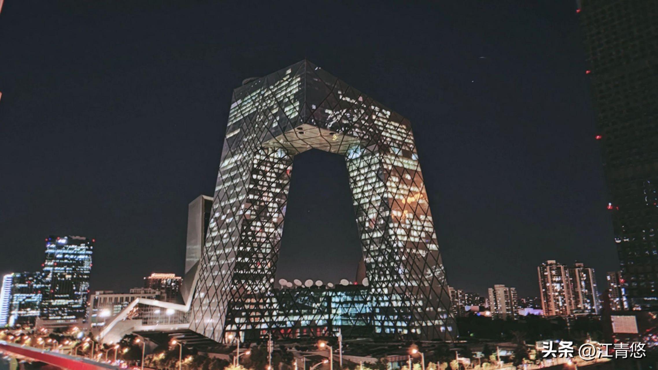 中国十大奇葩建筑：巨型“佛跳墙”一天就被拆除，柳州大夜壶上榜