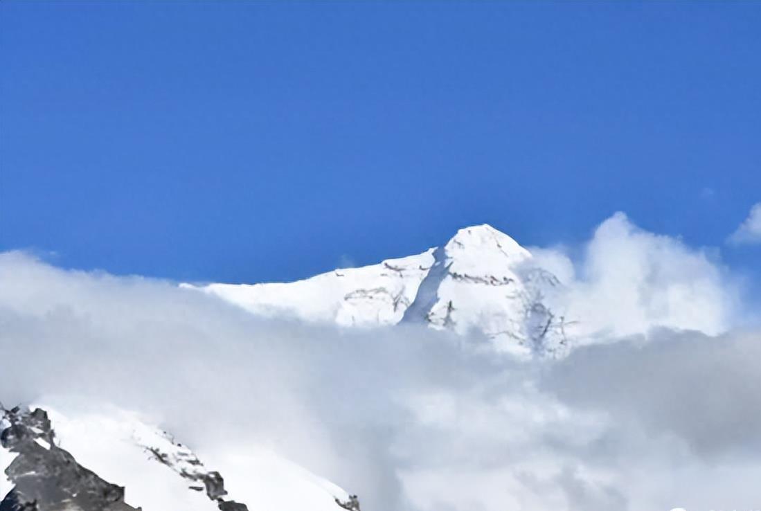 世界十大最高山峰排行榜公布！