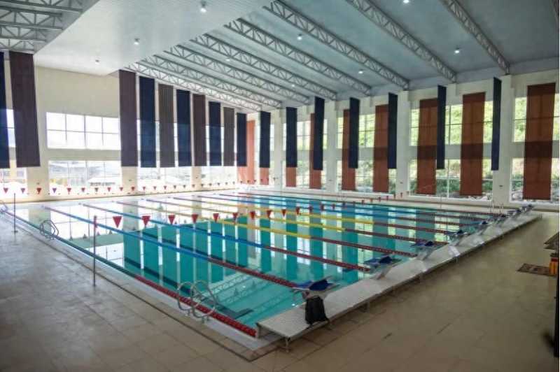 世界泳联在不丹建成世界最高竞技泳池
