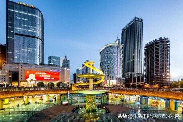 真是惊呆了，杭州有5万年人类史，正被打造成最具商业魅力的城市