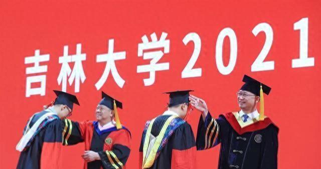 中国10所“巨无霸”大学，排名进入全国60强，都是由谁合并而来