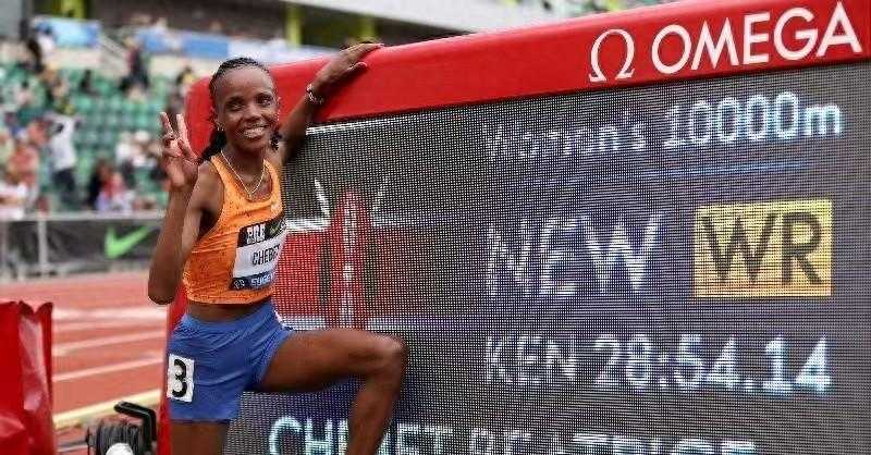 肯尼亚选手切贝特打破世界纪录 女子万米首破29分大关