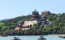 全球富豪最多的十个国家，2024世界拥有亿万富翁最多的国家排名