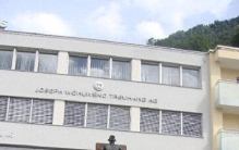 人均GDP是中国的14倍，却成为世界最奇葩国家，打仗竟能增加人口