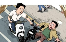 妻子被撞，丈夫拦车致对方受伤得赔40万元？法院：免责！