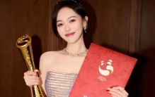 视后庆功宴冷场！唐嫣的孤独，撕开了娱乐圈的遮羞布？