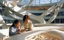 福耀科技大学：百亿投资如何打造"超985"分数线？