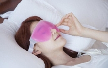 难以置信！明星都在戴眼罩睡觉，究竟隐藏了哪些不为人知的秘密？