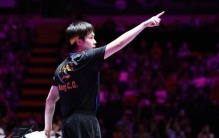 国际乒联最新排名公布，王楚钦时隔217天重回世界第一