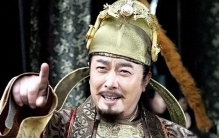 想象中的完美皇帝——龙翔天