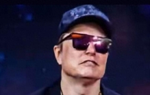 5000亿美元！马斯克全球首位“半万亿”富豪，财富帝国靠什么支撑