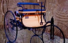 车轮碾过百年，这里藏着人类最野的想象力