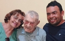 世界上最长寿男性迎来113岁生日，并分享了自己的长寿秘诀