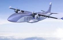 世界最大无人运输机亮相天津，重达60吨，可载20吨货物飞行九千里