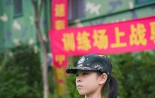 “固定十字架”不是想象中的酷刑，而是军事营里最硬核的意志训练