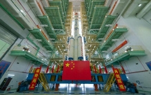 未来五年接续奋斗，发展自身造福世界，“十五五”将为世界注入“中国动力”