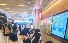 西贝带娃排队背后的商业悖论