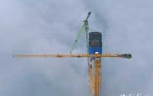 国内之最！武荆宜高速汉江特大桥主塔封顶