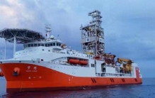 “中国‘梦想’号：深海探险的巨兽，地球深处的科学之矛”