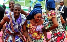 全球奇怪的婚姻习俗：催肥待嫁、一妻三夫、浴室选媳、偷而后婚