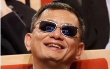 睡女星、搞演员、袭警捞人！王家卫录音撕开娱乐圈最腐烂的脓疮！