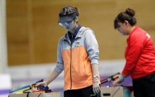 射击世锦赛：中国队再夺两金 团体项目破世界纪录