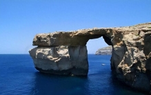 移民中九成是中国人！全球最小发达国家，快被中国人“买”下了