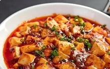 DeepSeek分析：中国最好吃的十大地方菜