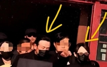 1场葬礼、2个关键身影，戳穿娱乐圈最真实的人情冷暖