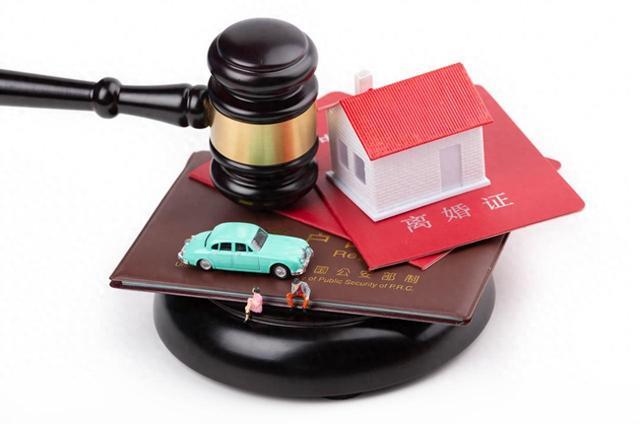 卓伟爆料：离婚传闻下的明星隐私边界