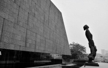 南京大屠杀：三十万冤魂的泣血呐喊，揭开人类文明最黑暗一页