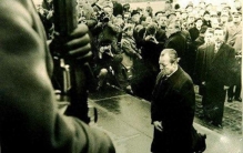 华沙之跪：那一刻，唤醒人类良知的深沉忏悔