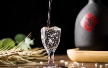 白酒十大名牌排行榜，助你精准挑选心仪佳酿